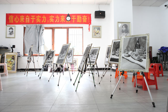 广州厘米画室：美术生该怎么复习文化呢？